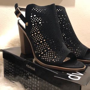 BNWT Dolce Vita booties